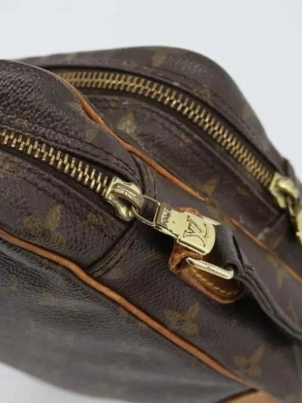 LOUIS VUITTON Monogram Amazon Shoulder Bag M45236 LV Auth BA13401